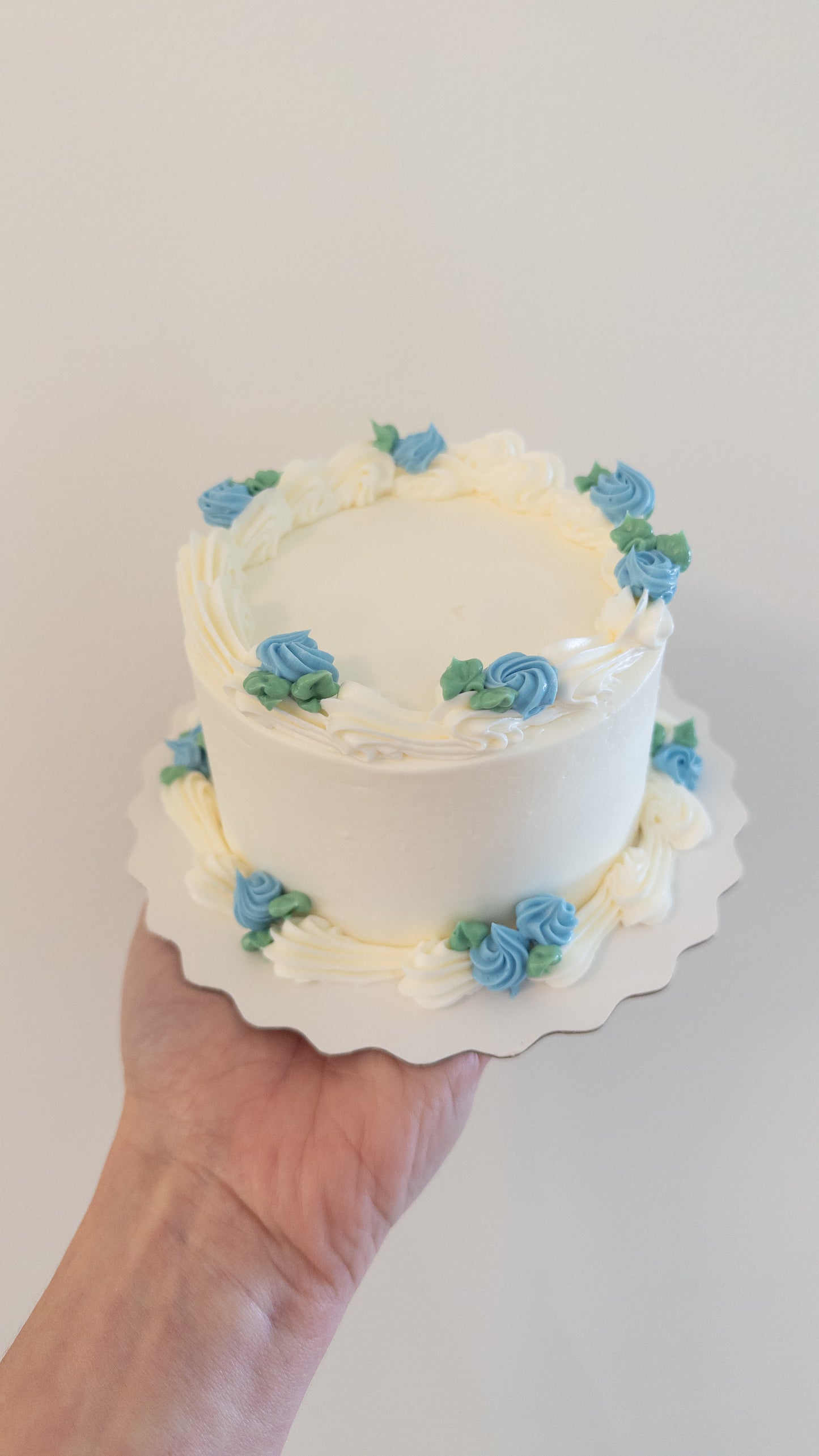 4" Mini (2-3 servings) - Toasted Coconut, Blackberry Lime Mint Gelee, Cream Cheese Frosting